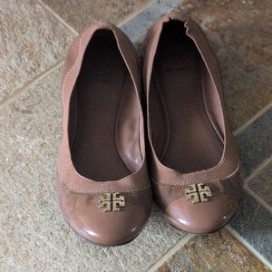 Tory Burch Women's Tan Ballet Flats